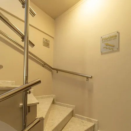 Filotimo Roofgarden Brown Apartment Heraklion (Crete)